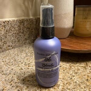 Bumble and bumble Illuminated Tone Enhancing Leave-In Spray